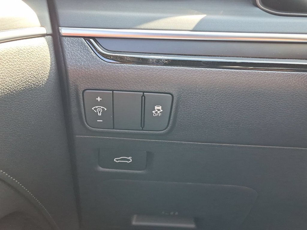 New 2026 Aurora Black Pearl Kia GT-Line AWD image 18