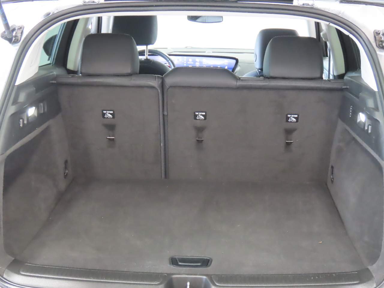 Used 2025 Moonstone Gray Metallic Buick Sport Touring image 17