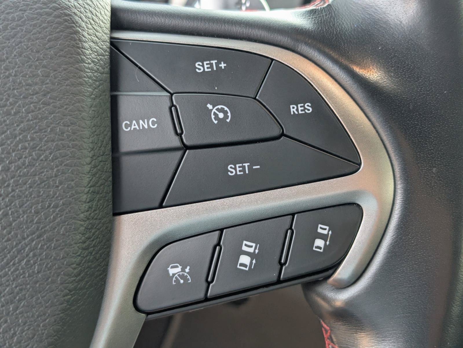Used 2021 Bright White Clearcoat Jeep Trailhawk image 24