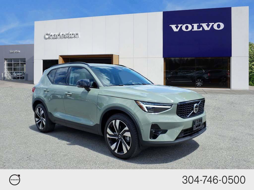 Certified Used 2025 Sage Green Metallic Volvo Ultra Dark Theme image 1