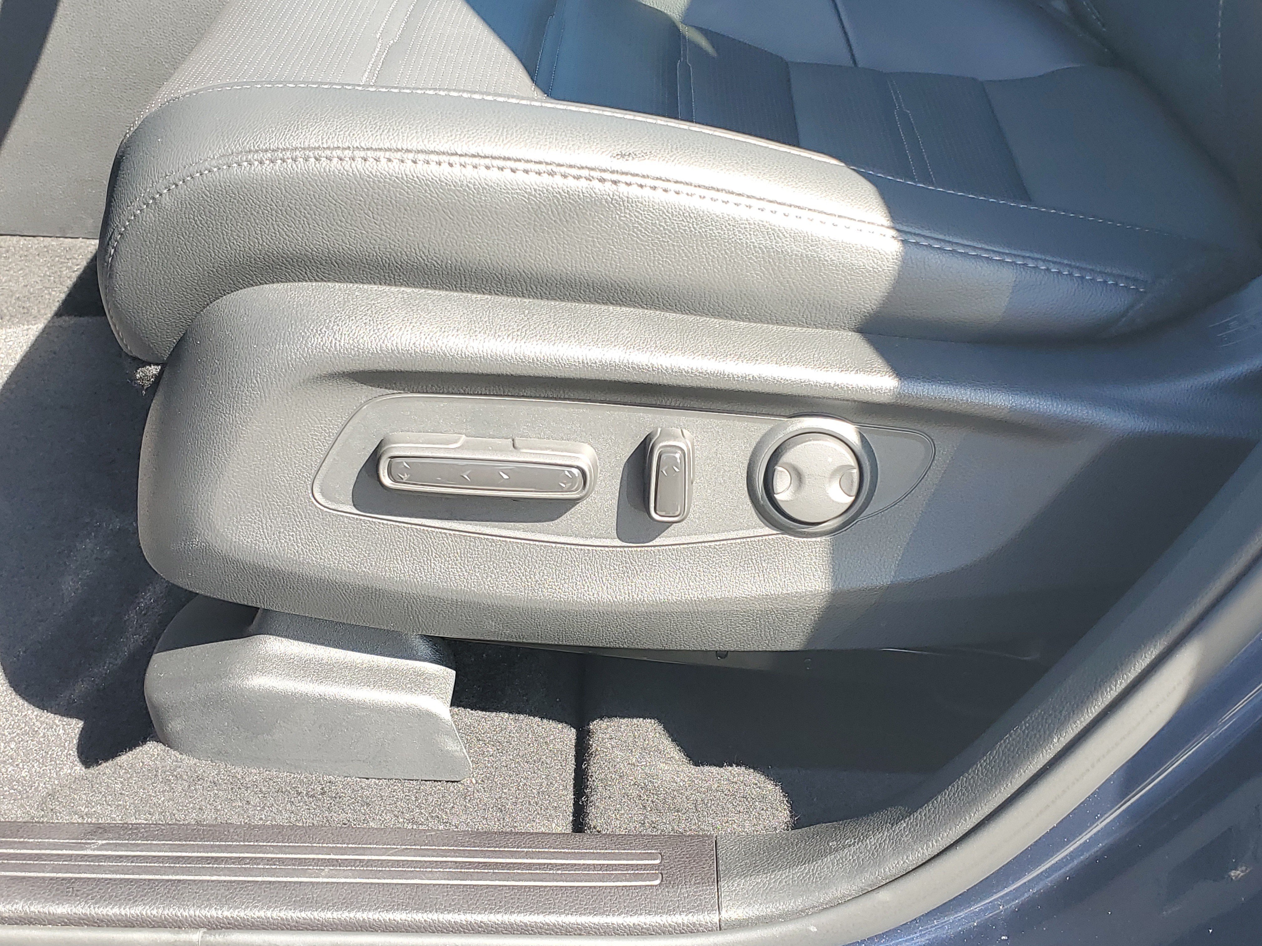 Used 2025 Blue Honda EX-L image 20