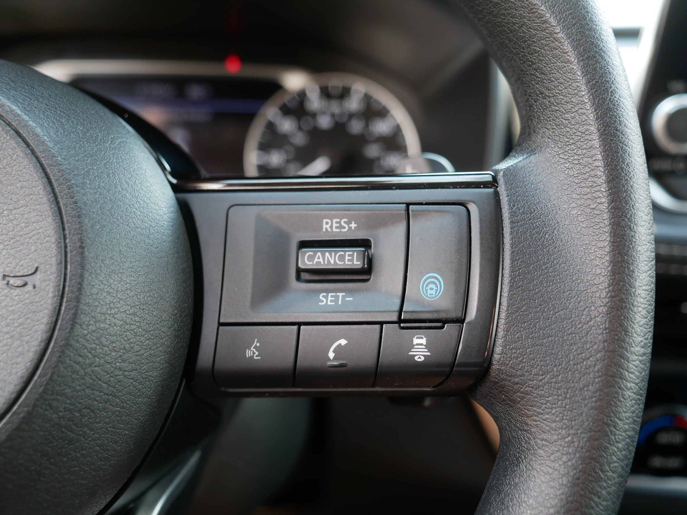Certified Used 2023 Pearl White Tricoat Nissan SV image 29