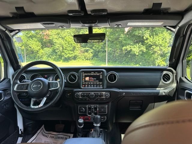 Used 2022 White Jeep Unlimited Rubicon 4xe image 13