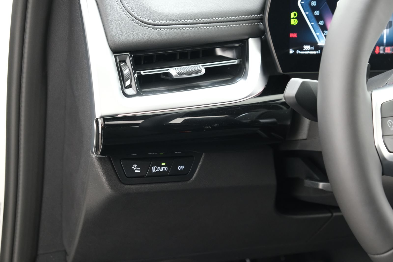 New 2027 Alpine White BMW xDrive28i image 27