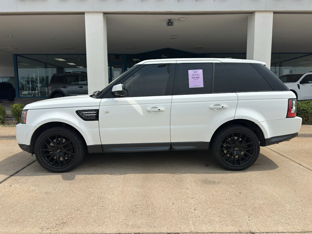 Used 2013 Fuji White Land Rover HSE LUX image 8