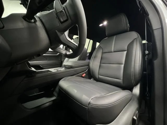 New 2026 Sterling Metallic GMC Elevation image 19