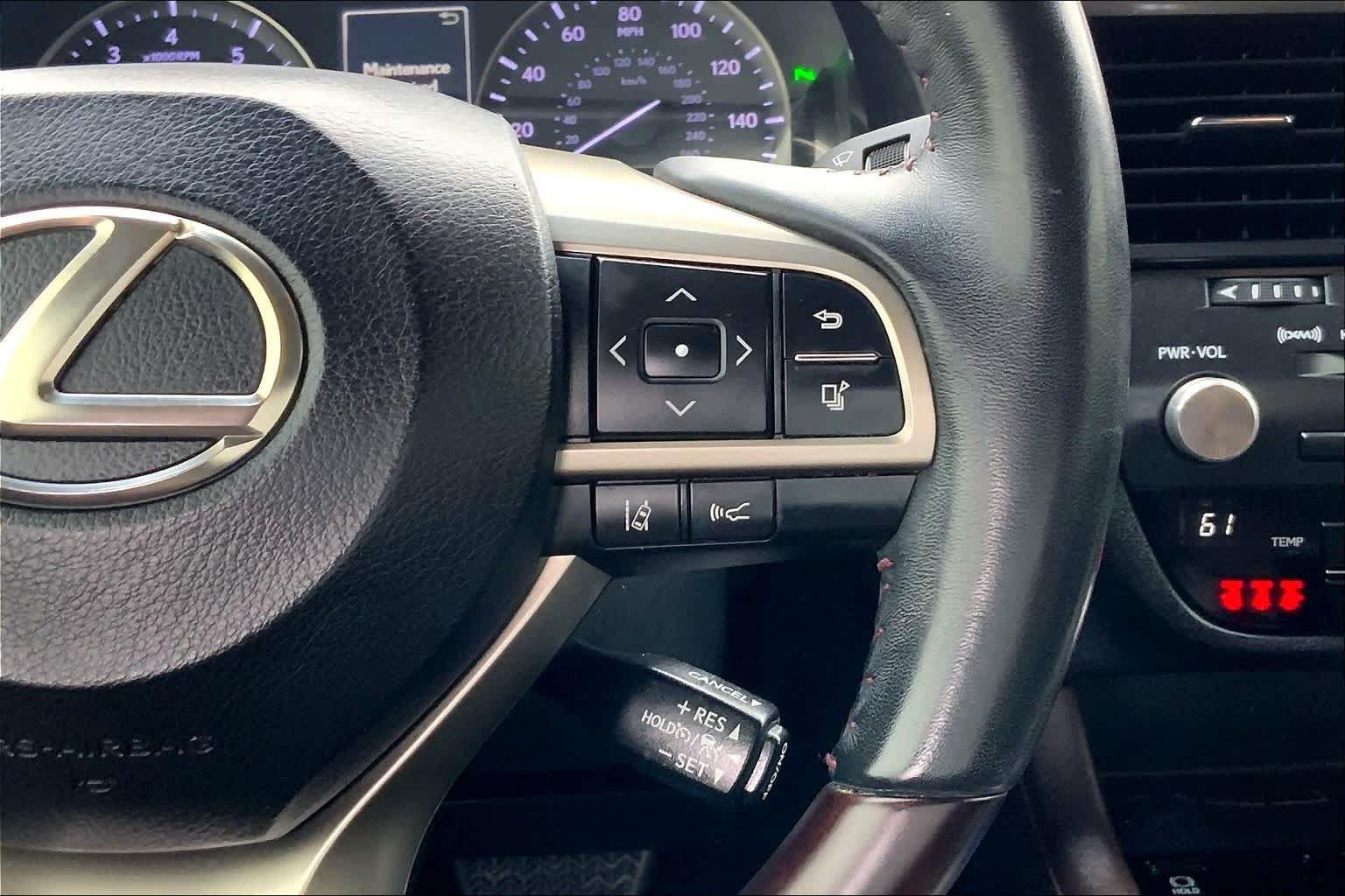 Used 2019 Eminent White Pearl Lexus  image 24