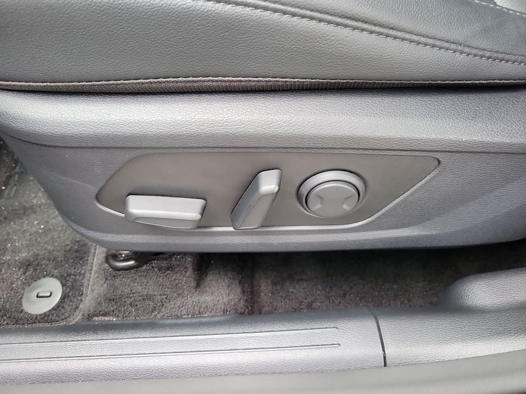 Certified Used 2025 Vesta Blue Kia EX image 24