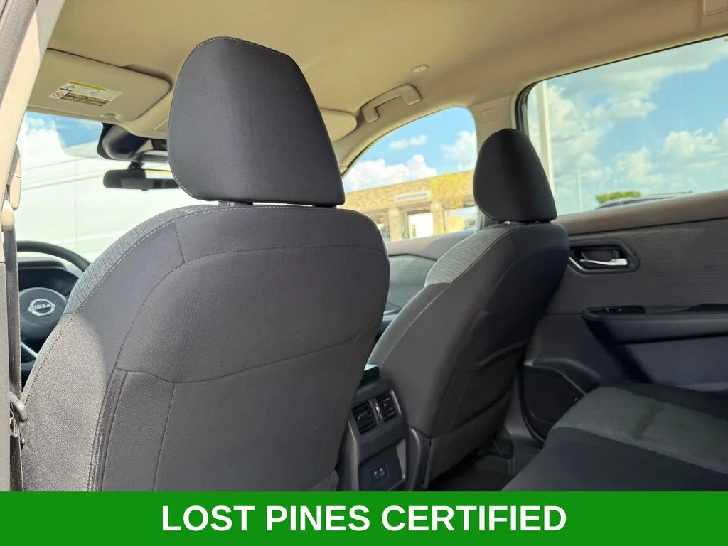 Used 2023 Gray Nissan SV image 18
