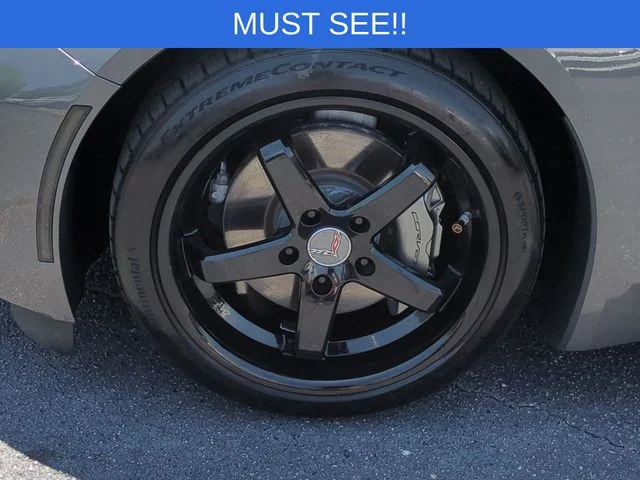 Used 2015 Gray Chevrolet Stingray image 10