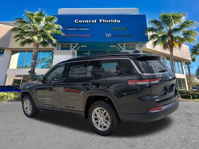 New 2026 Diamond Black Crystal Pearl-Coat Exterior Paint Jeep Laredo image 7