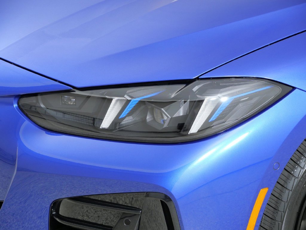 New 2027 Portimao Blue Metallic BMW 430i xDrive image 3