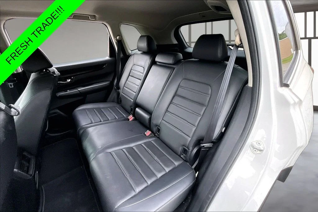 Used 2024 White Honda EX-L image 21