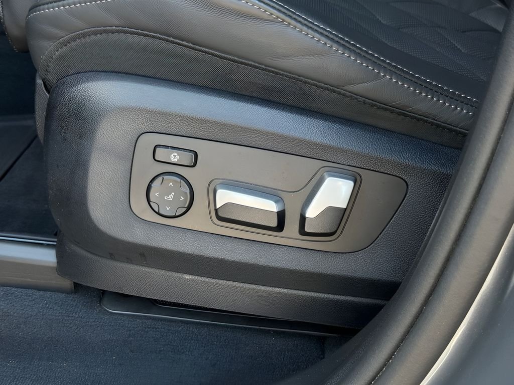 Certified Used 2024 Skyscraper Grey Metallic BMW sDrive40i image 11