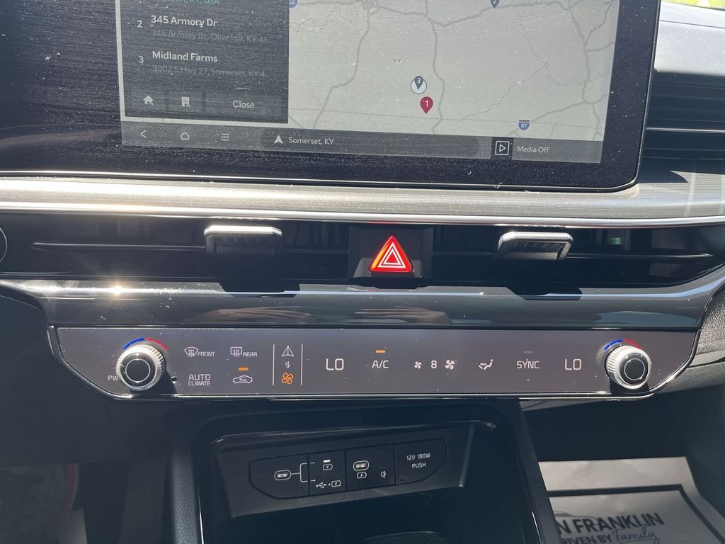 2025 Kia K5 GT-Line - Photo 25