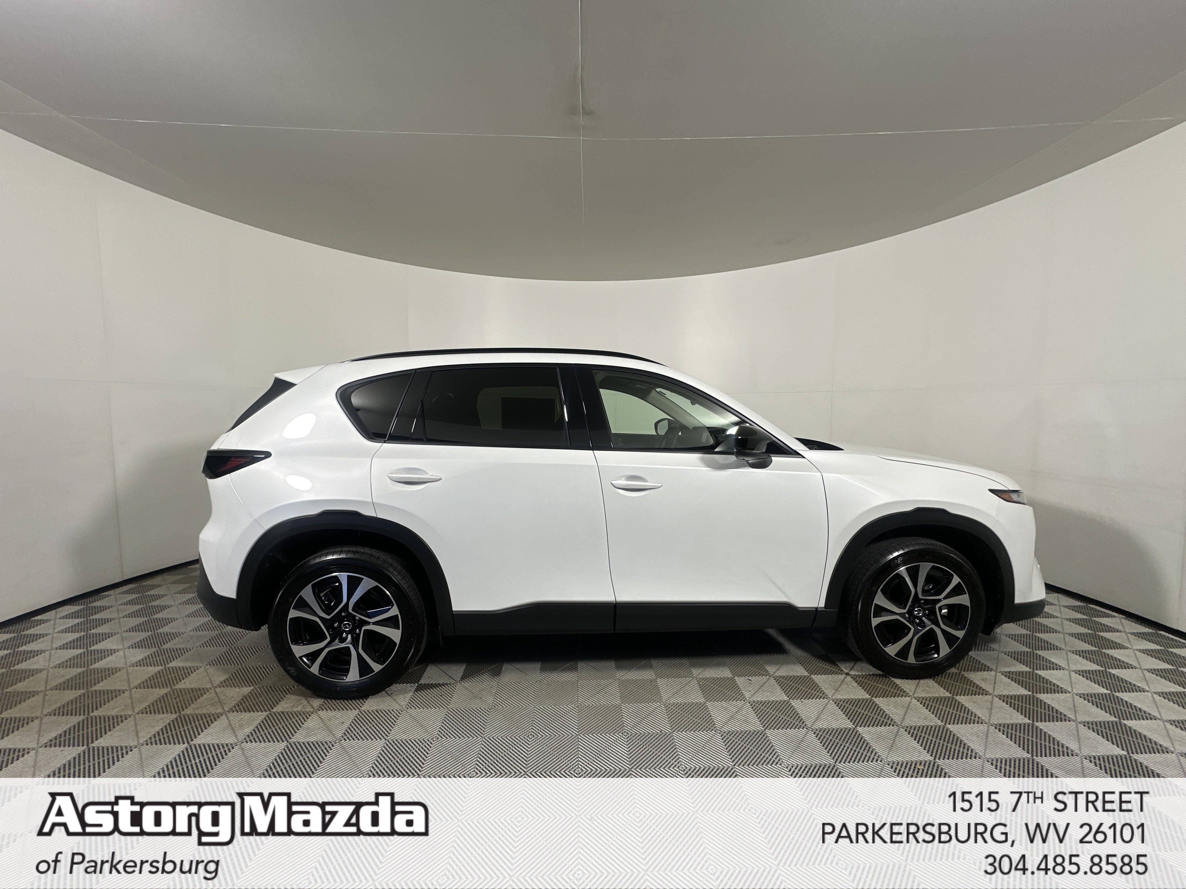 New 2026 Rhodium White Metallic Mazda 2.5 S Preferred image 8