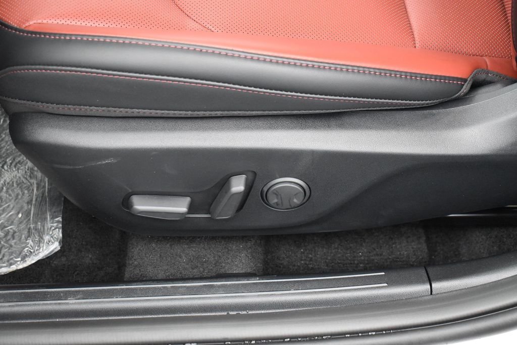 New 2026 Snow White Pearl Kia GT-Line image 8