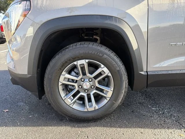 New 2027 Riverstone Metallic GMC Elevation image 33