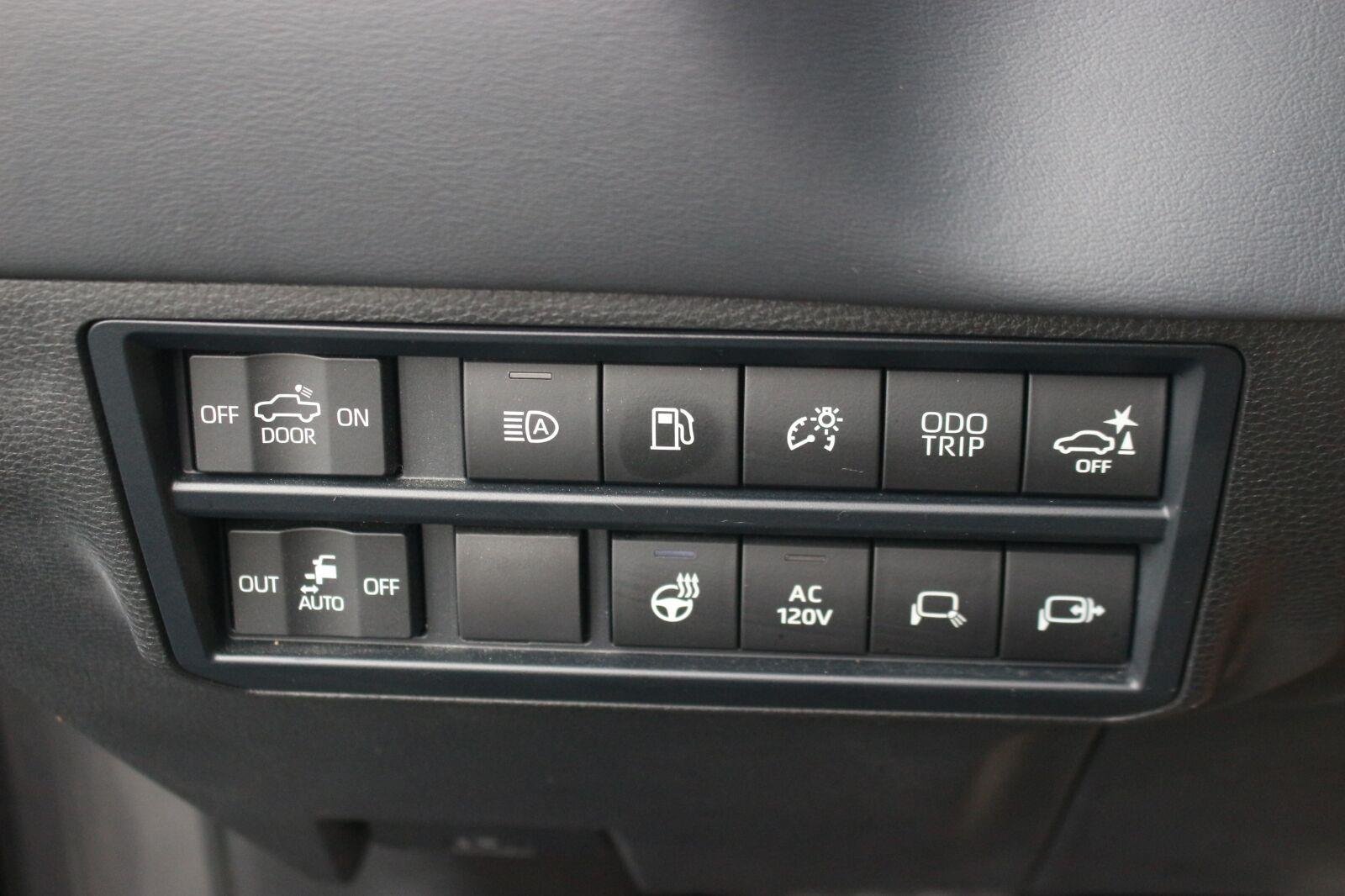 Used 2022 Grey Toyota Platinum Hybrid image 32