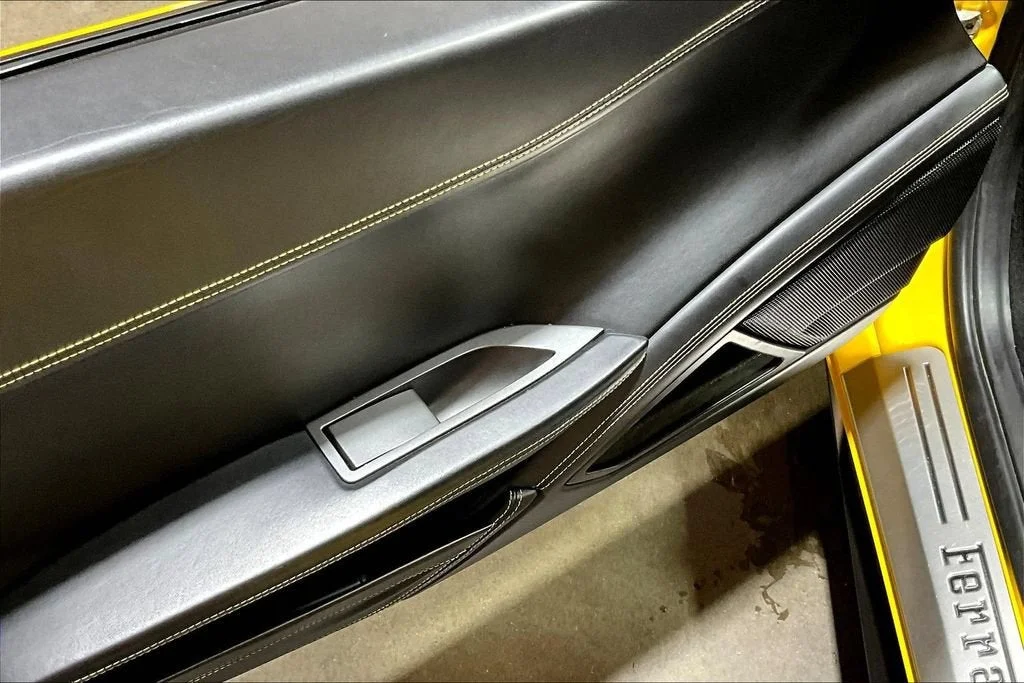 Used 2013 Giallo Modena Ferrari  image 29