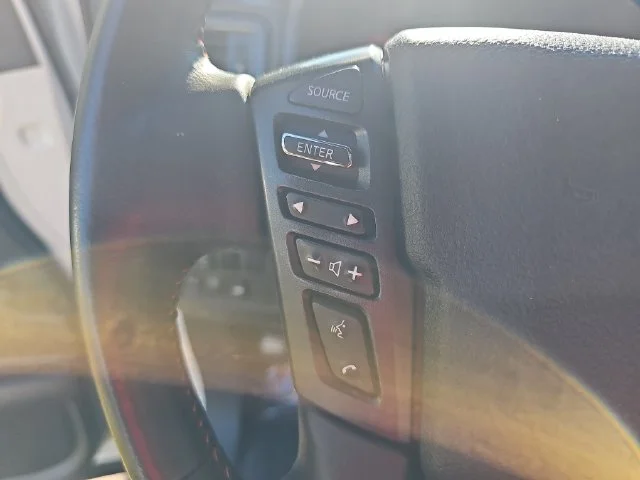 Used 2023 White Nissan PRO-4X image 16