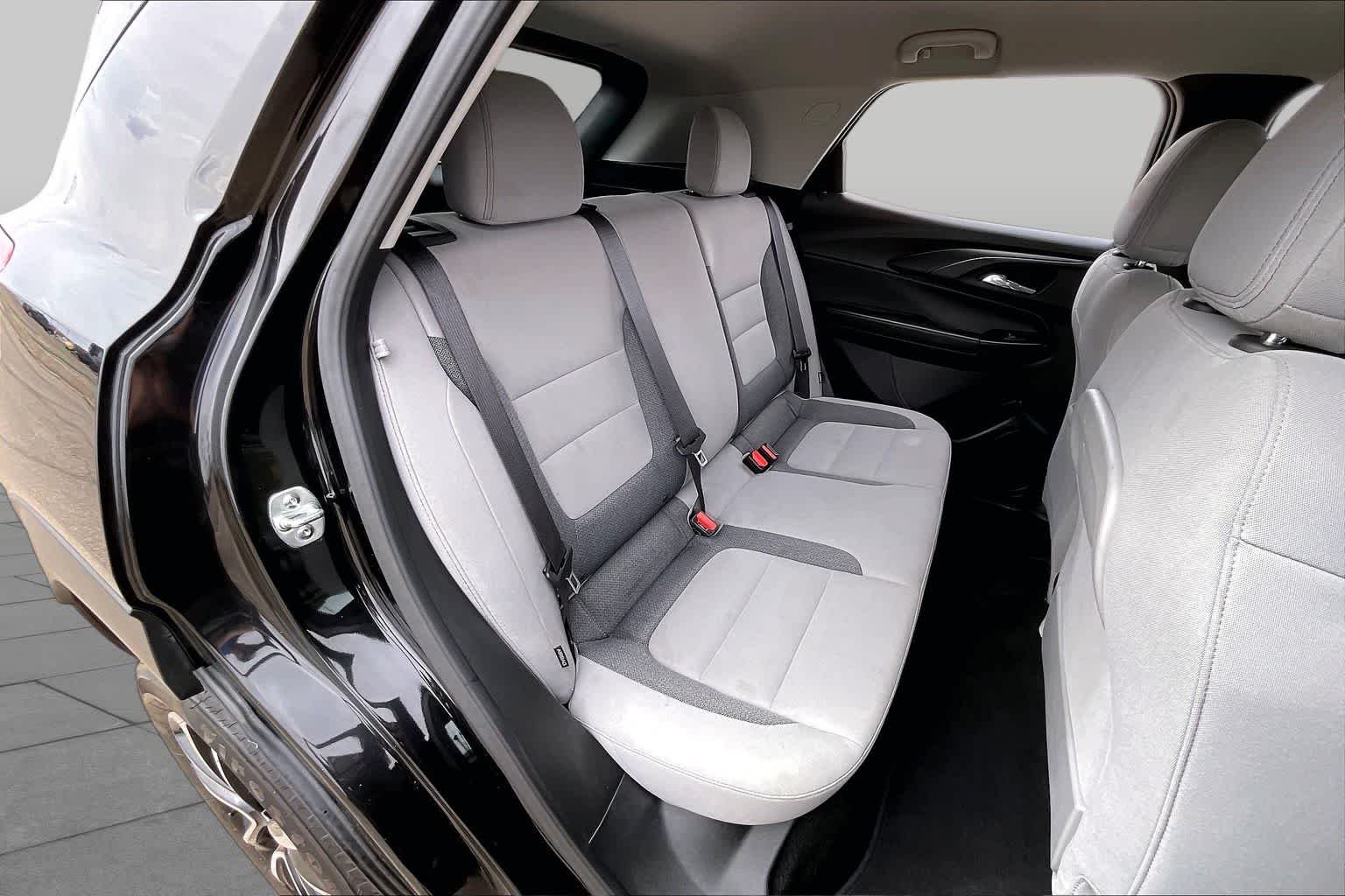 Used 2025 Mosaic Black Metallic Chevrolet LT image 19