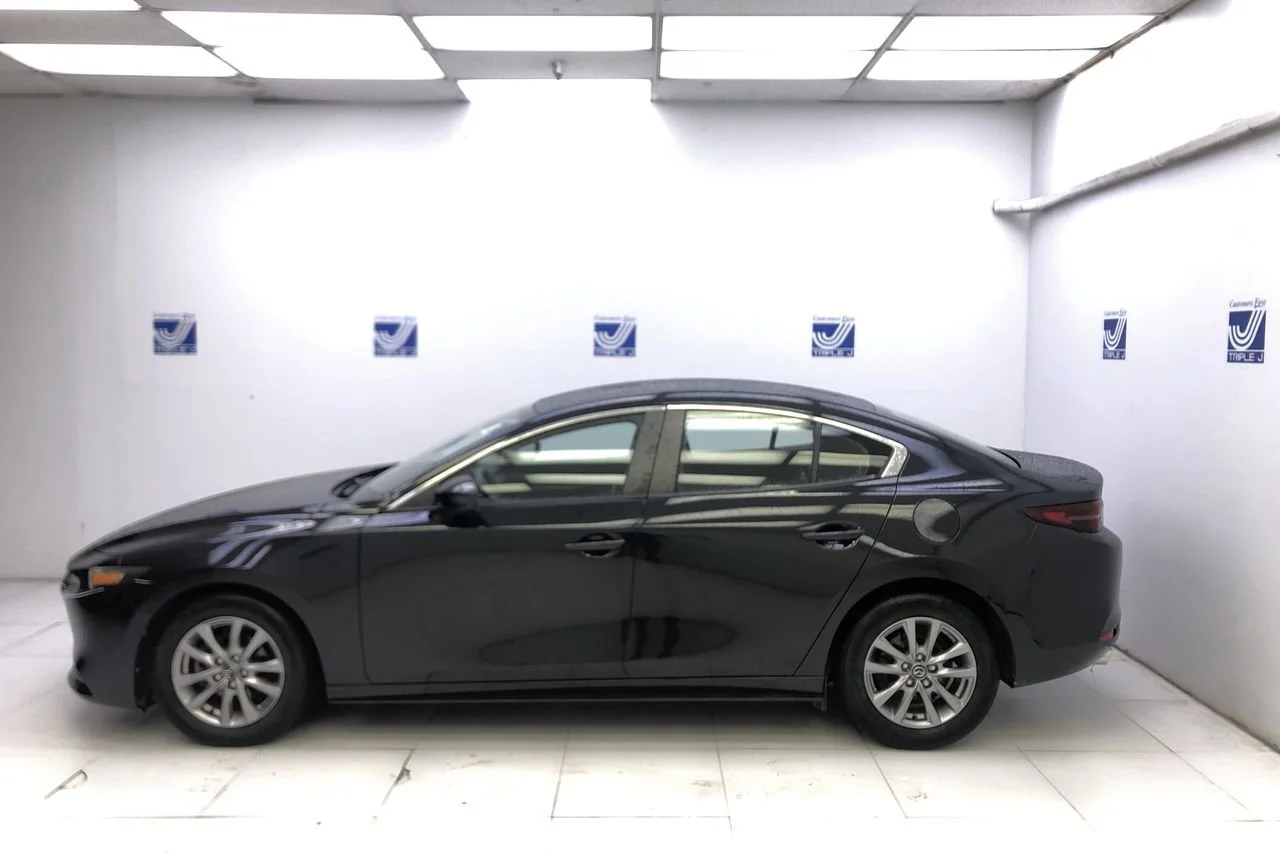 Used 2020 Jet Black Mazda  image 5