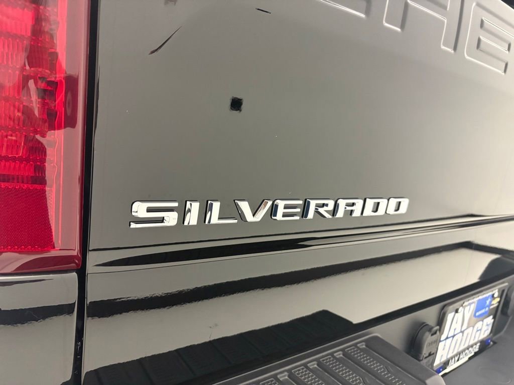 New 2026 Black Chevrolet LT image 23