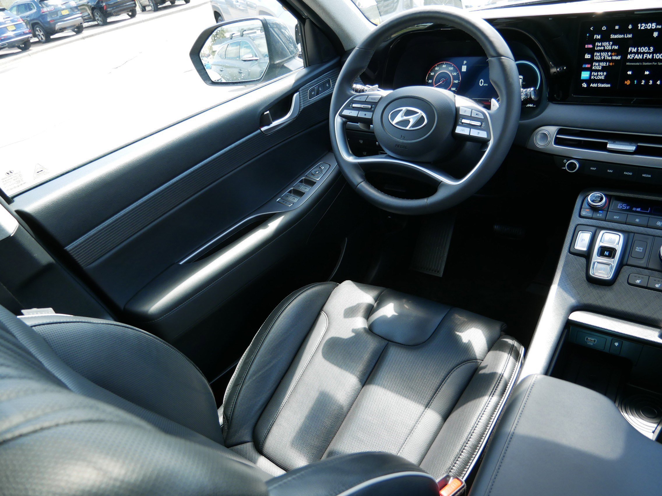 Certified Used 2023 Steel Graphite Hyundai Limited image 9