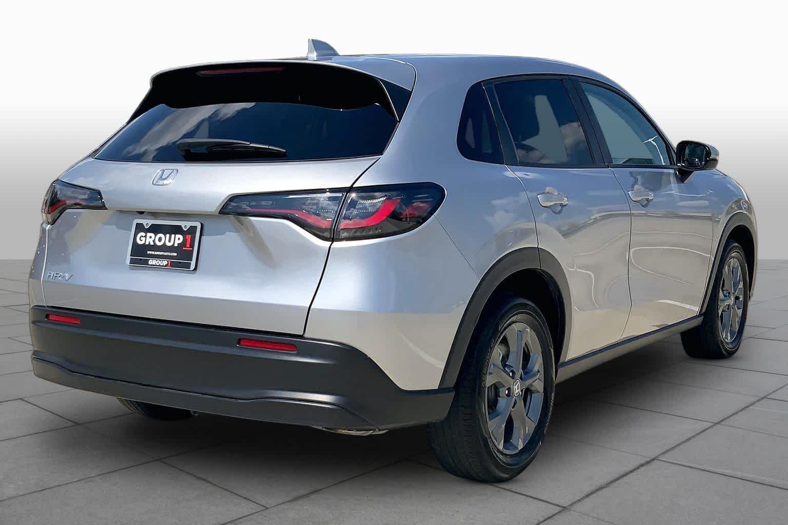 Used 2026 Solar Silver Metallic Honda LX image 13