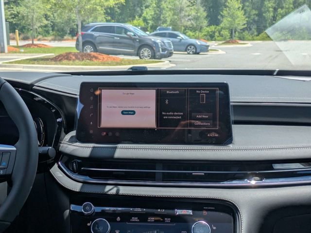 New 2027 2T RAD WHT INFINITI Sport AWD image 19