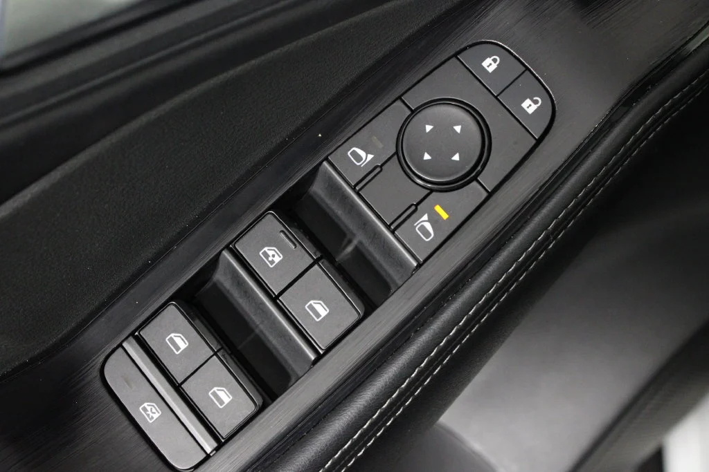 2024 Nissan Rogue SV - Photo 25
