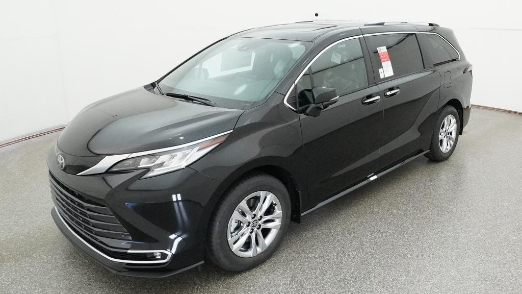 2026 Toyota Sienna Limited 7-Passenger Hybrid FWD's photo