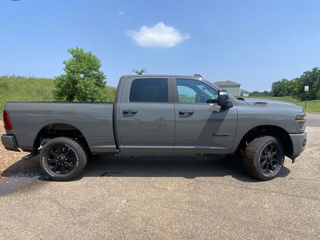 New 2026 Ceramic Gray Clear-Coat Exterior Paint RAM Big Horn image 36