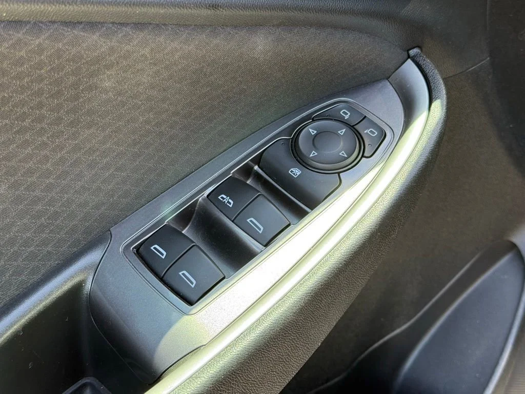 Used 2022 Mineral Gray Metallic Chevrolet LT image 29