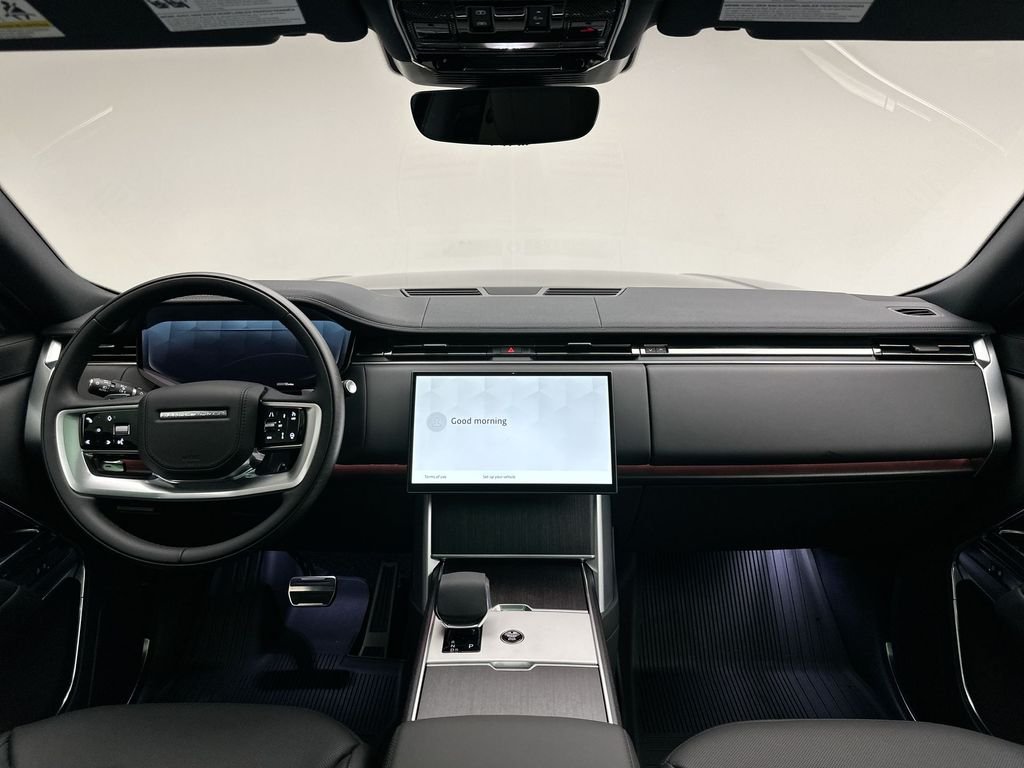 New 2026 Santorini Black Metallic Land Rover SE image 8