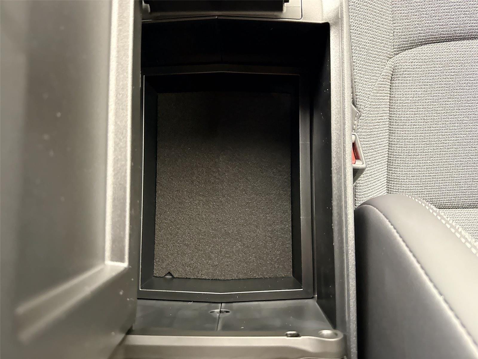 New 2026 Wind Chill Pearl Toyota XLE image 34
