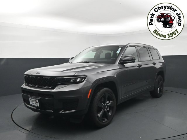 Used 2025 Jeep Grand Cherokee L Altitude with VIN 1C4RJKAG2S8703762 for sale in Burnsville, Minnesota