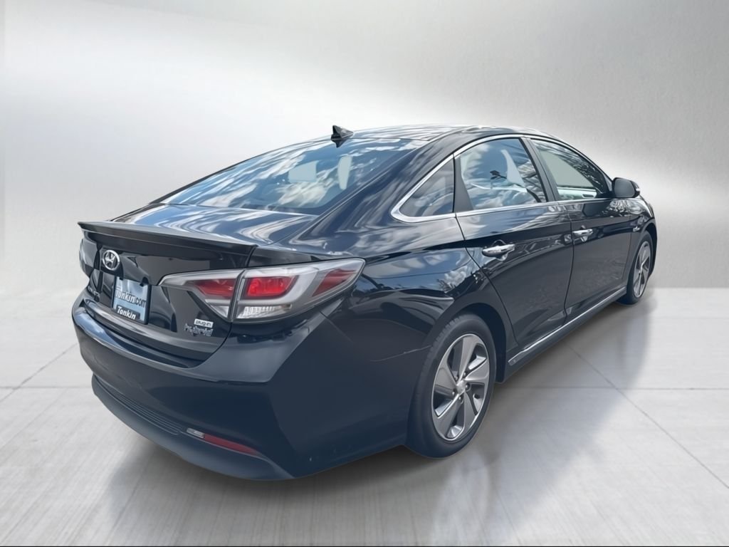 Used 2016 Black Hyundai Base image 7