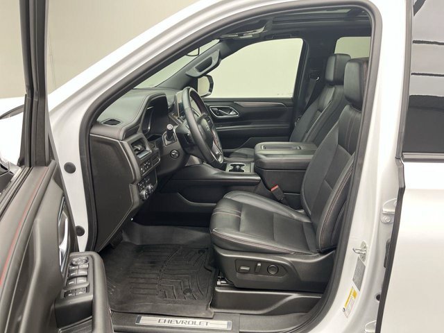 Used 2023 Summit White Chevrolet RST image 3