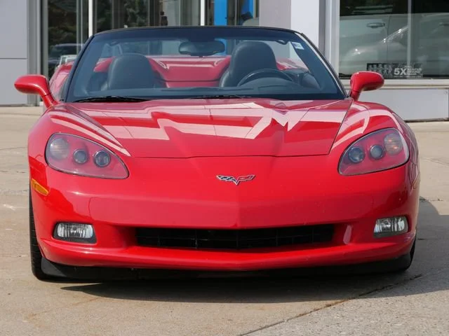 Used 2007 Chevrolet Corvette Base with VIN 1G1YY36U275138250 for sale in Eden Prairie, Minnesota