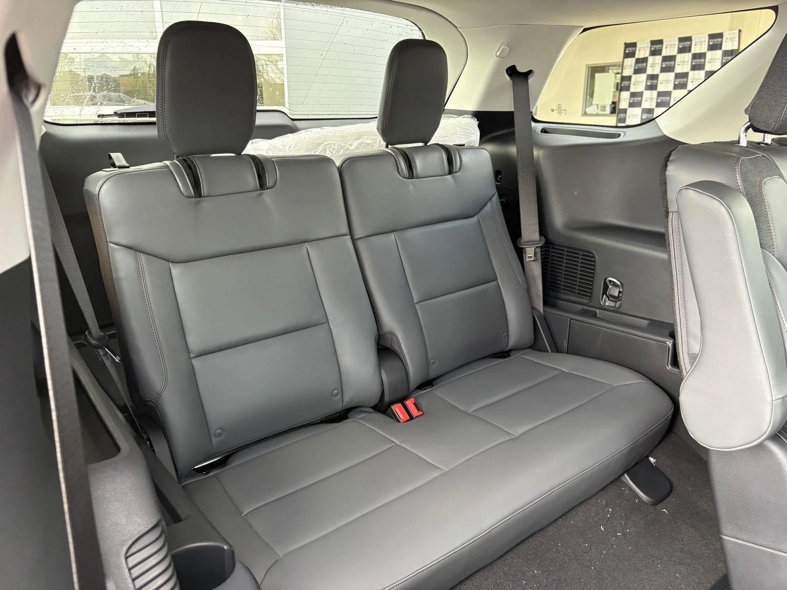 2026 Ford Explorer Active - Photo 21