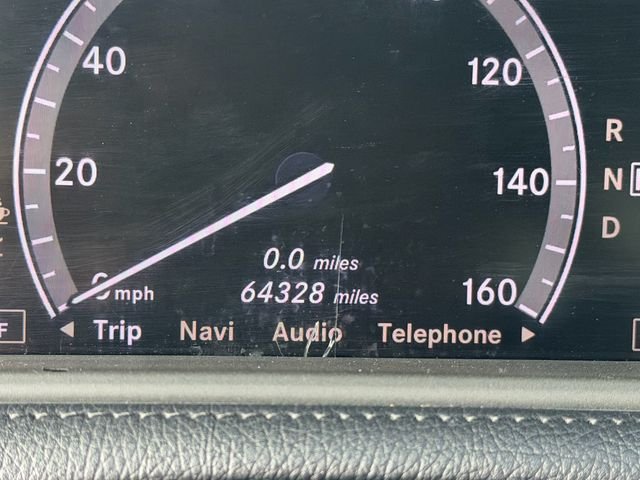 Used 2013 White Mercedes-Benz CL 550 image 24