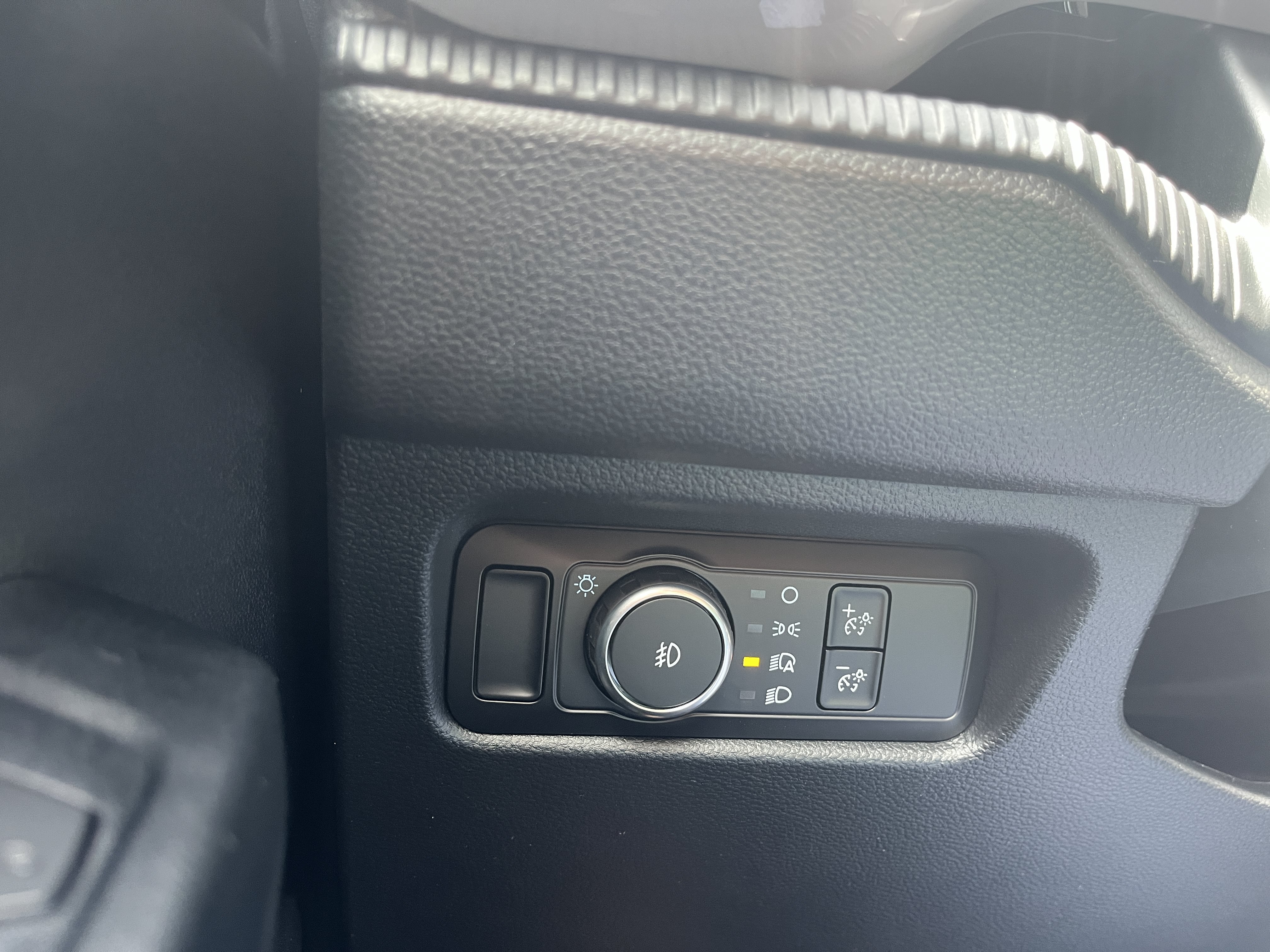 New 2026 Carbonized Gray Metallic Ford XL image 19