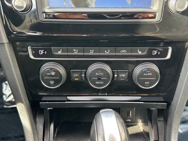 Used 2017 Silver Volkswagen TSI SEL 4-Door image 36