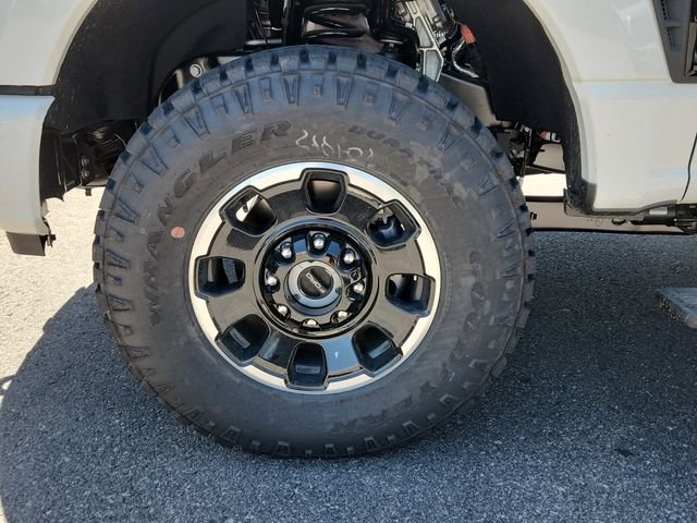 New 2026 Star White Metallic Tri-Coat Ford F-250® Platinum® image 12