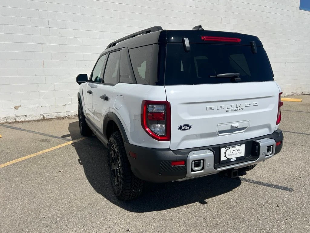 New 2026 Oxford White Ford Badlands® image 3