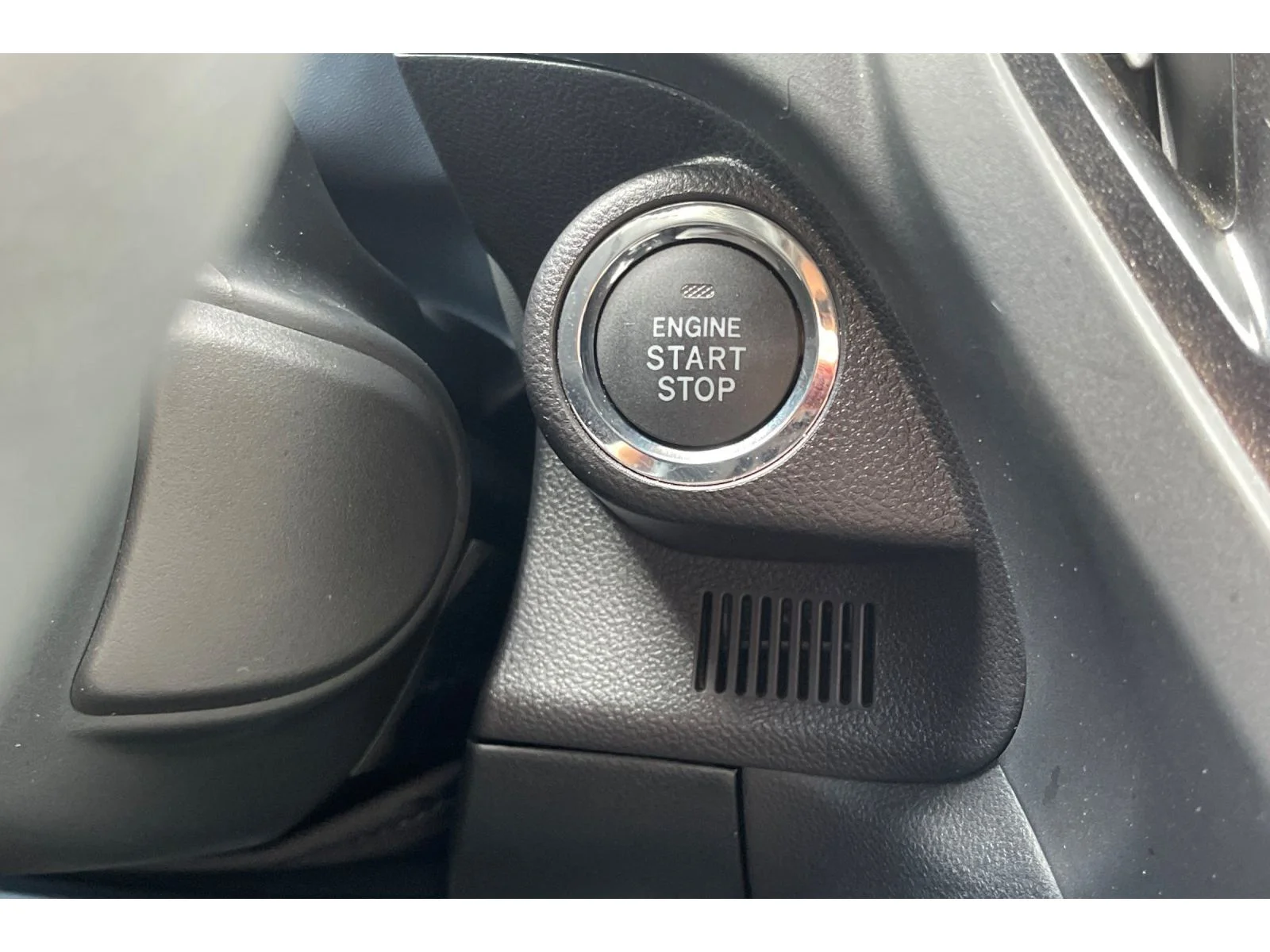 Used 2026 Daybreak Blue Pearl Subaru Premium image 31