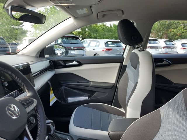 New 2026 White Volkswagen 1.5T S image 17