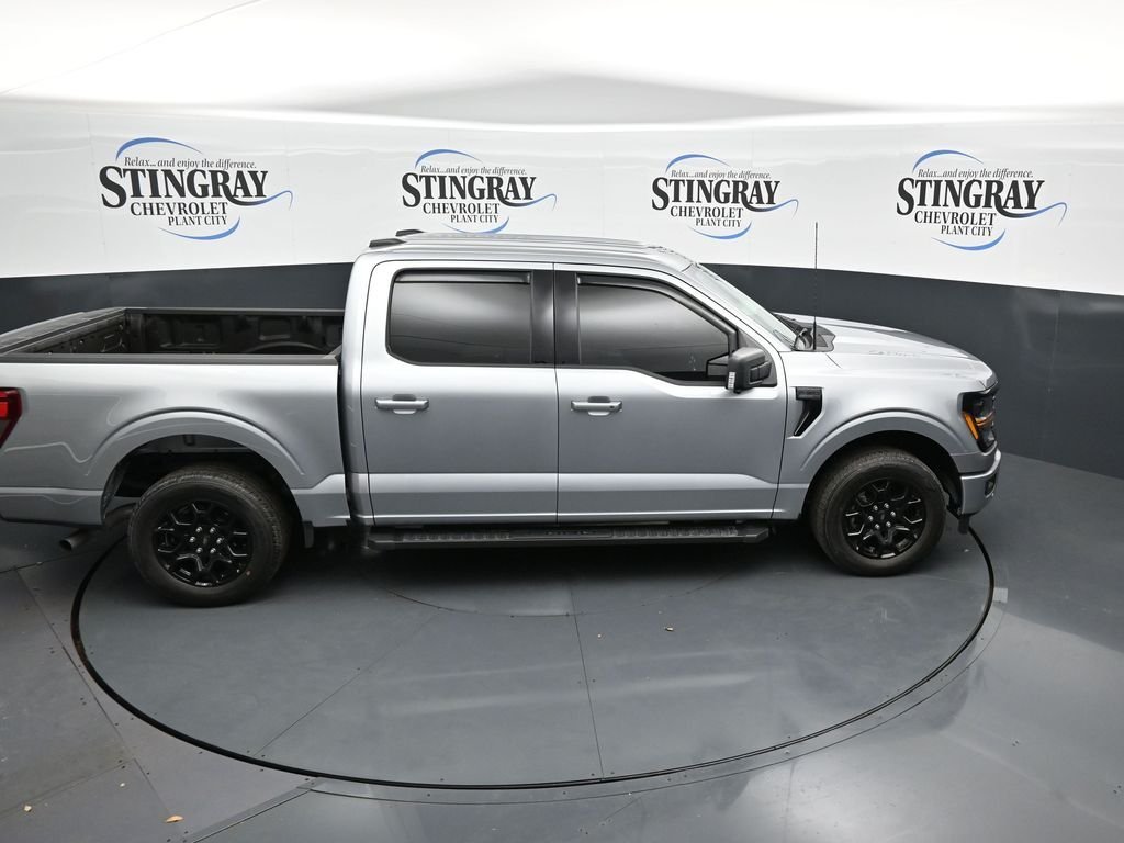 Used 2024 Silver Ford XLT image 25